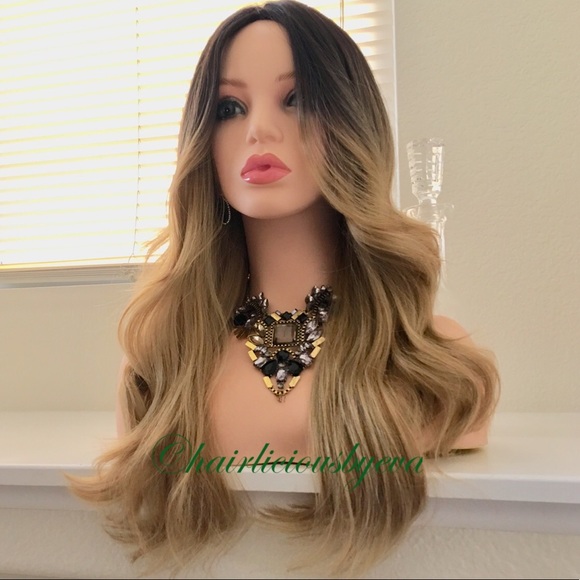 Dirty blonde honey blonde wig 22 inch long ombré - Picture 2 of 7
